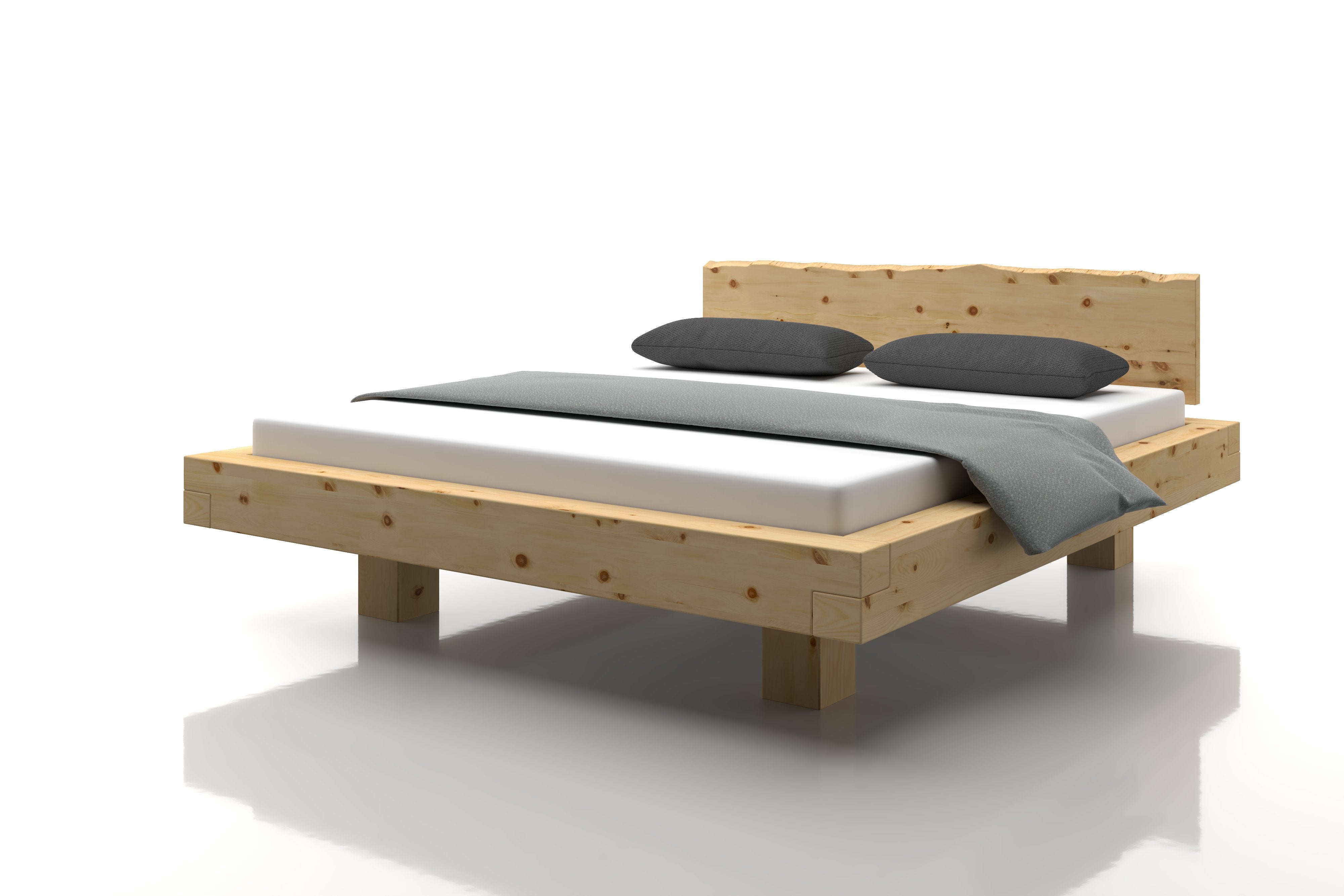 Zirbenbett 180x200 Joahanna mit Waldsaumkante ohne Nachttisch